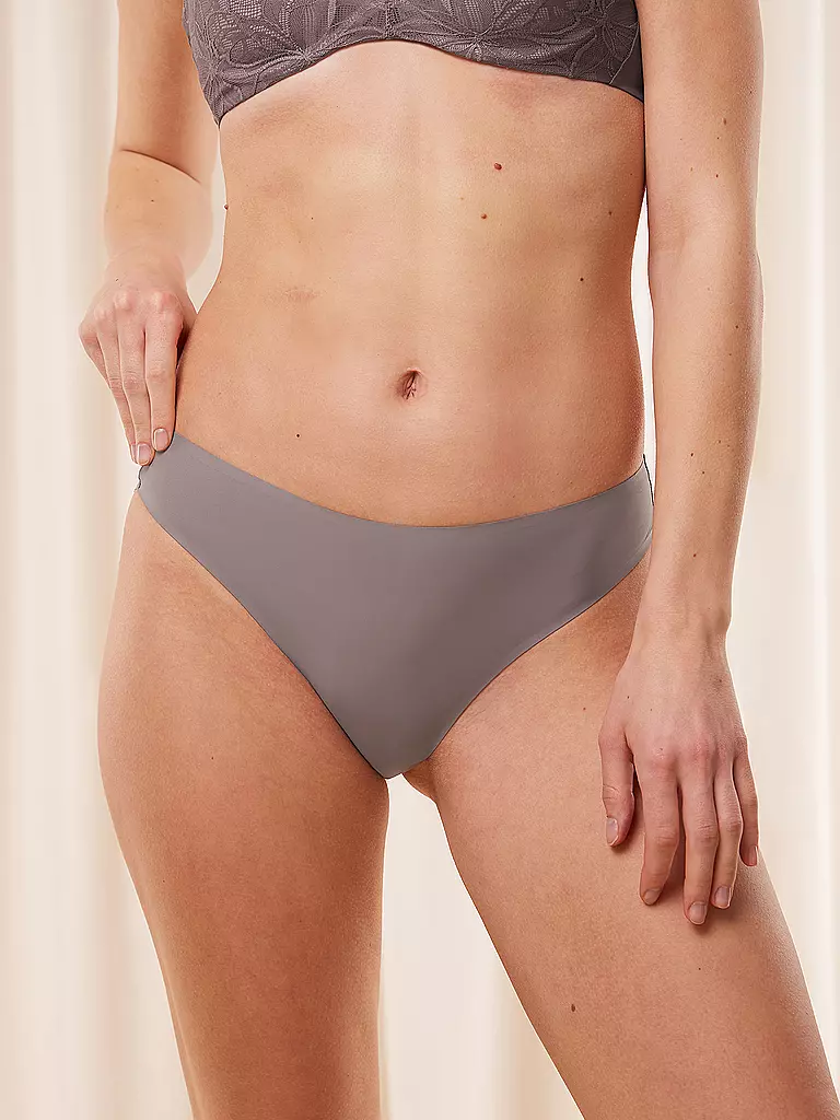 TRIUMPH | Braga BODY MAKE-UP ILLUSION LACE gris paloma | 