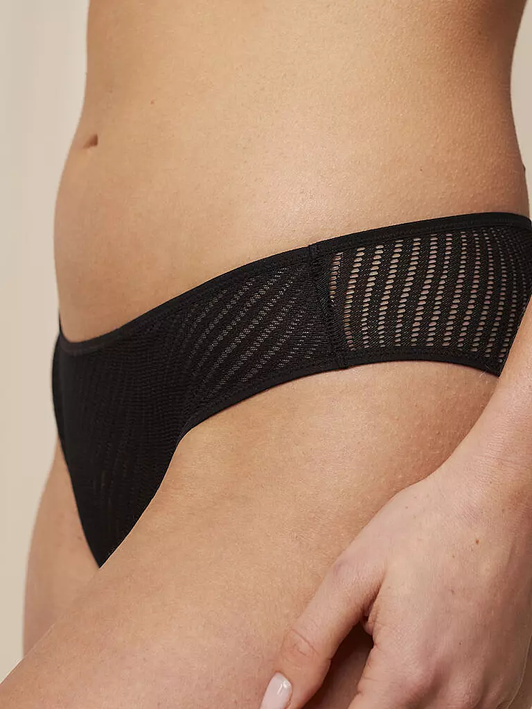 TRIUMPH | Braga HARMONY SPOTLIGHT negra | 