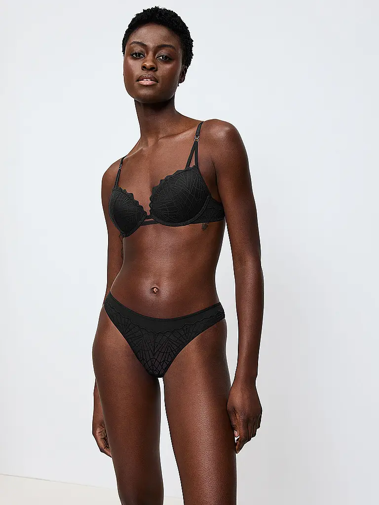 TRIUMPH | Braga THAT NIGHT IN VEGAS negro | Negro