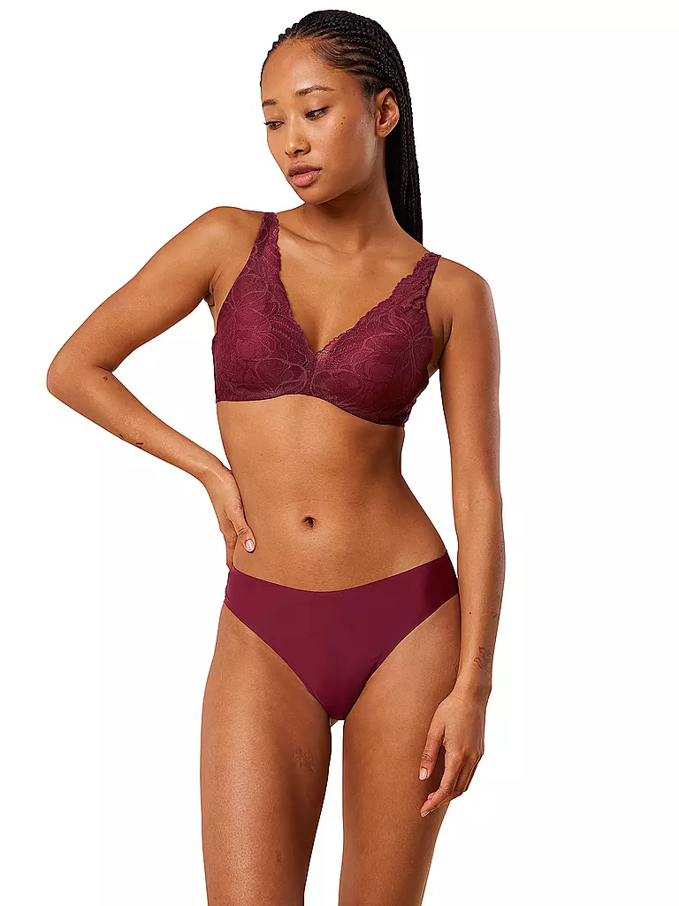 TRIUMPH | Slip BODY MAKE-UP ILLUSION LACE woodrose | Rojo oscuro