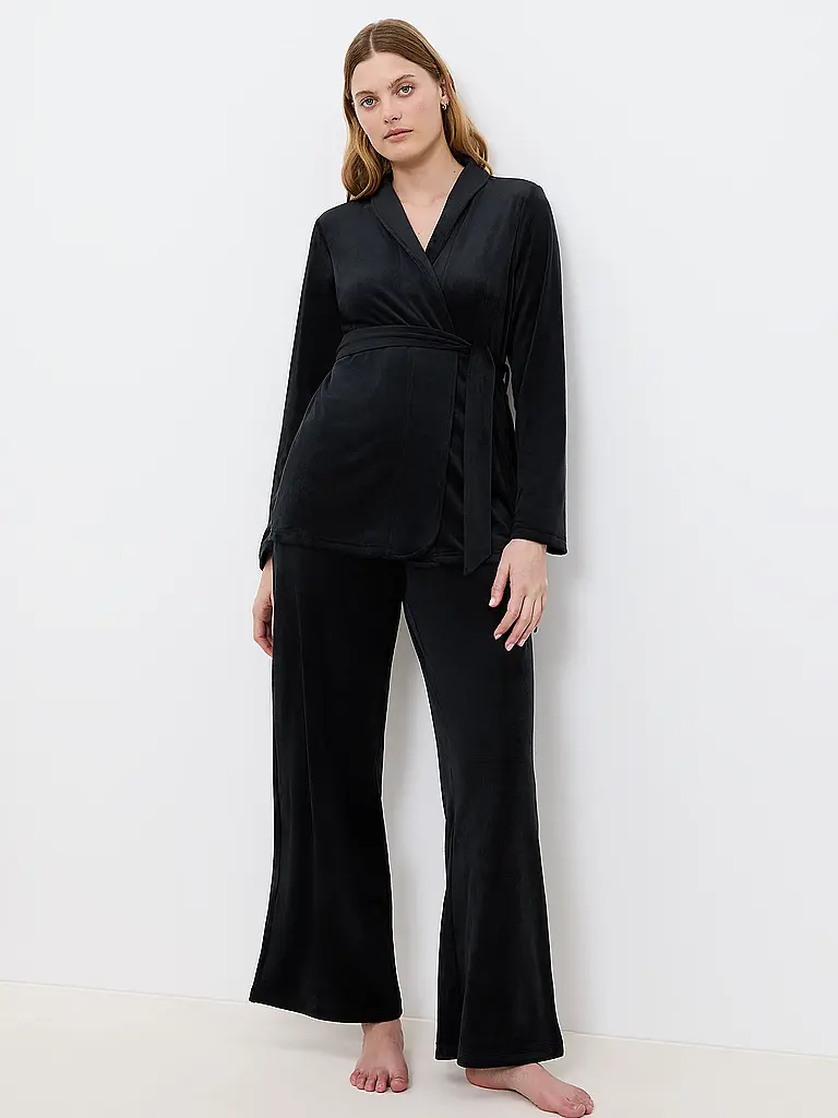 TRIUMPH | Suéter Loungewear | Negro