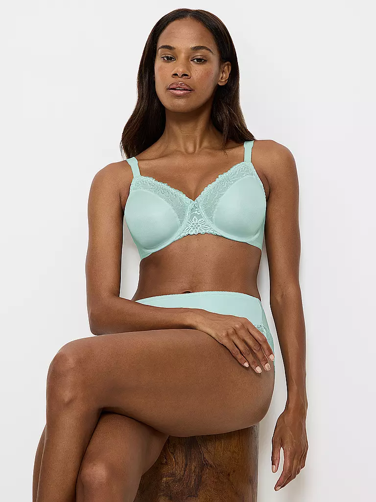 TRIUMPH | Sujetador Minimizer Ladyform Soft Crystal Blue | Menta