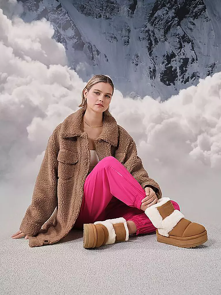 UGG | Botas de nieve CLASSIC CHILLAPEAK | 