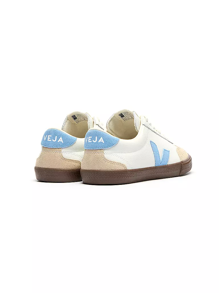 VEJA | Sneaker VOLLEY

Marca: VEJA
Color: blanco
Categorías: Moda,Damen

Material: Leder
Musterung: Logo
Stil: Casual,Pure
Absatzhöhe: Flacher Absatz | 