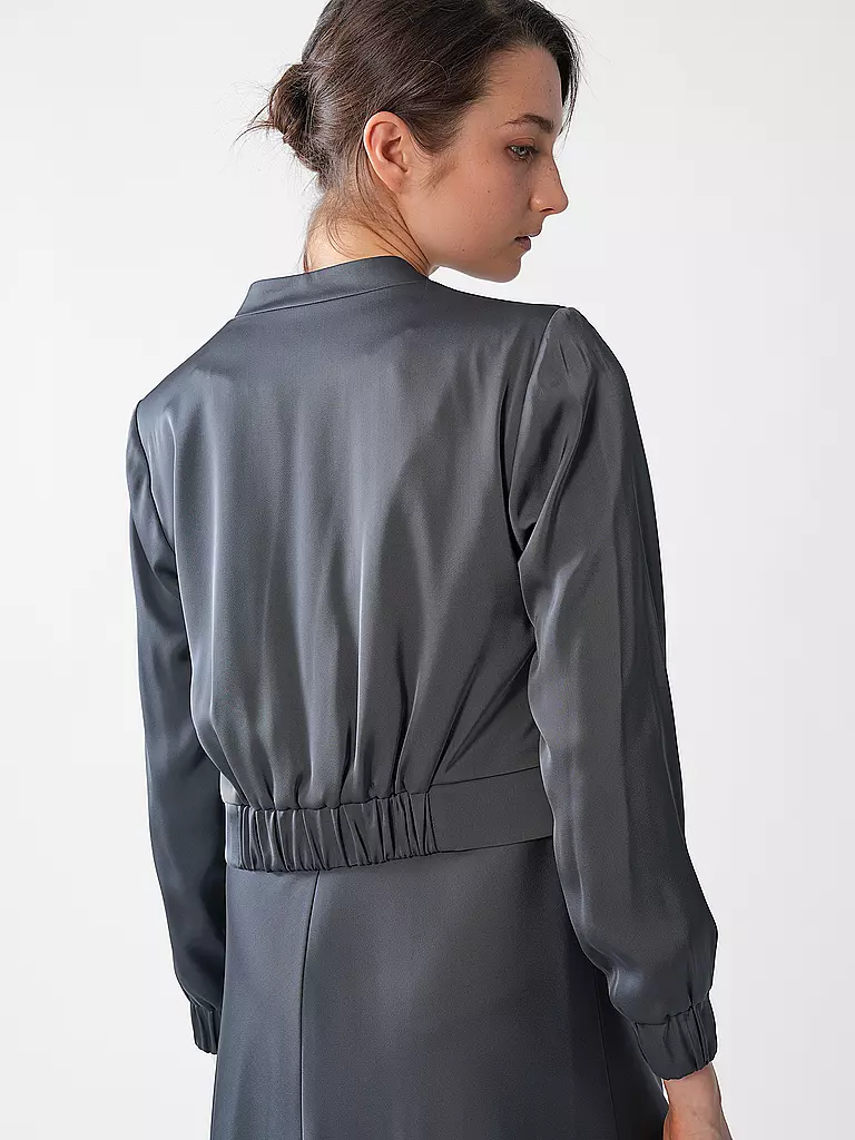 VERA MONT | Chaqueta corta | Oliva
