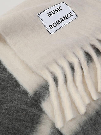 VERB TO DO | Bufanda