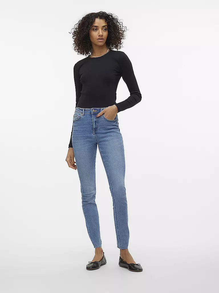 VERO MODA | Camiseta de manga larga Slim Fit VMCHLOE | Negro
