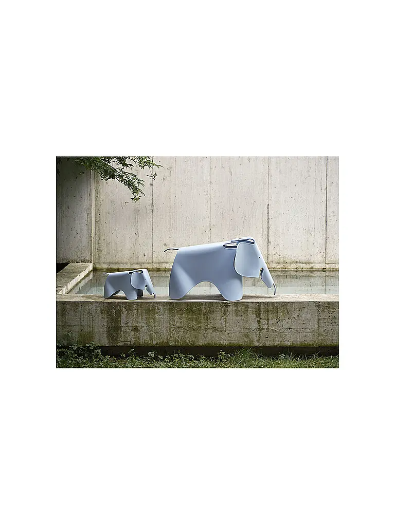 VITRA | Figura decorativa - Eames Elephant Small Azul cielo | Azul claro
