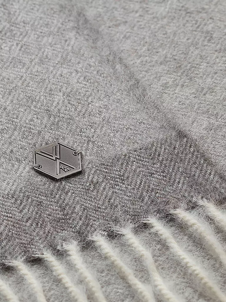 WEICH COUTURE ALPACA | Edelhaardecke MERIMA 130x180cm Gery/Ochre | Gris claro