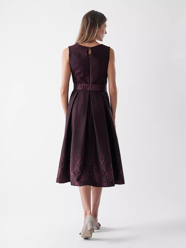 WENGER | Vestido tradicional FENJA | 