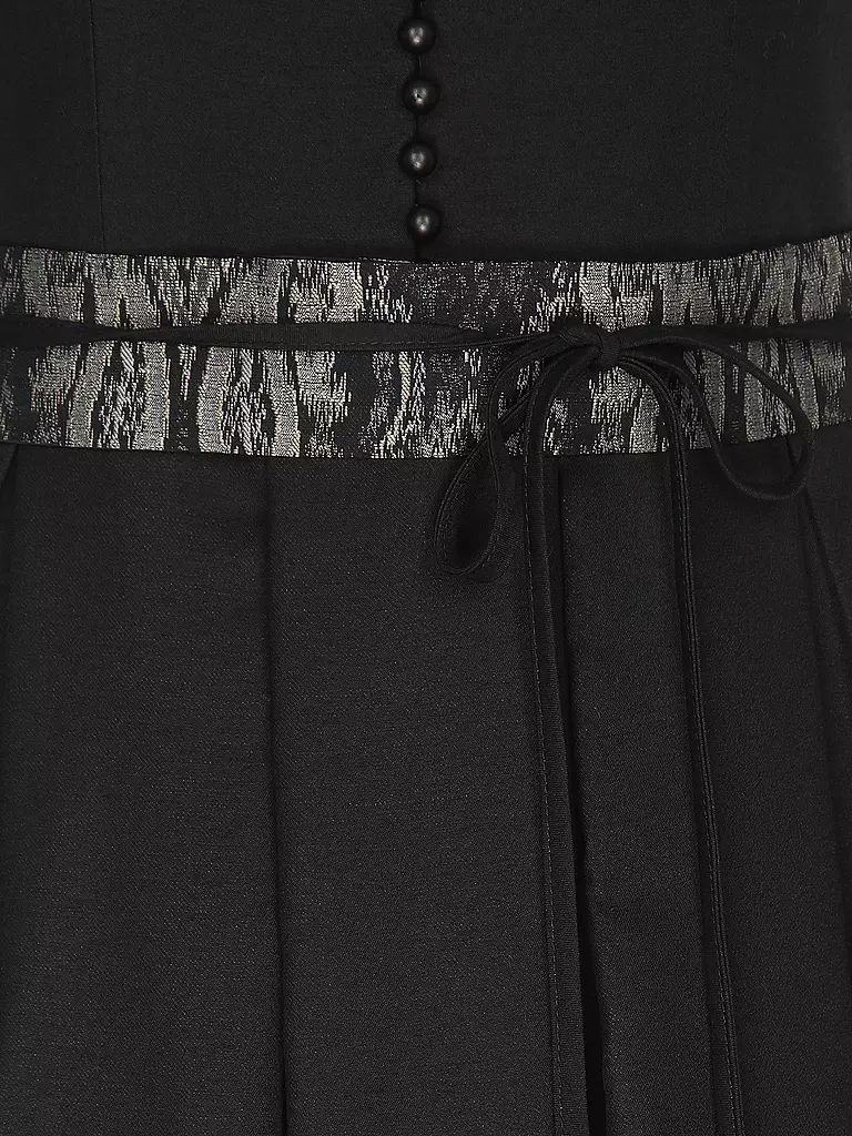WENGER | Vestido tradicional FENJA | Negro