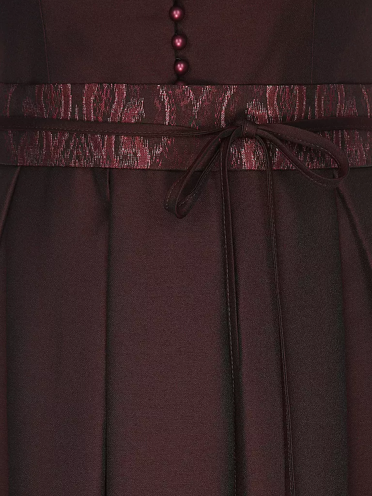 WENGER | Vestido tradicional FENJA | 
