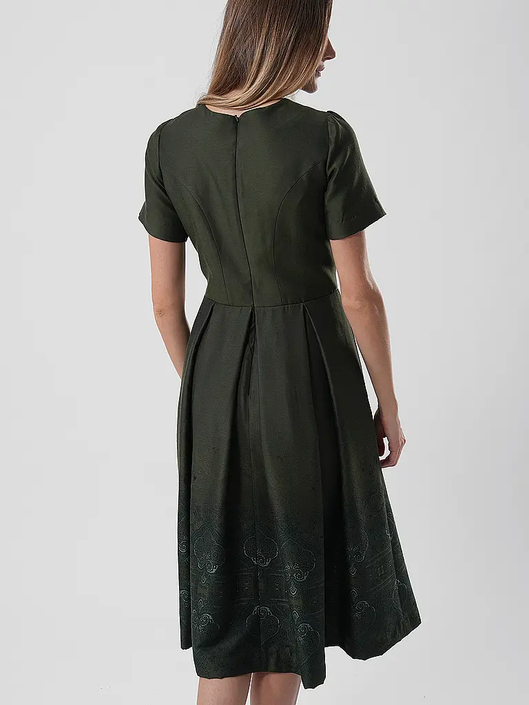 WENGER | Vestido tradicional ISIS | 