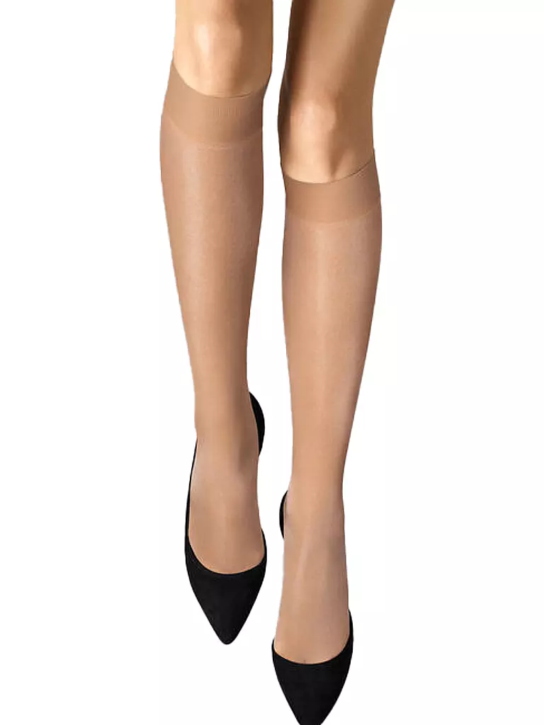 WOLFORD | Calcetines hasta la rodilla Satin Touch 20 den Gobi | Beige