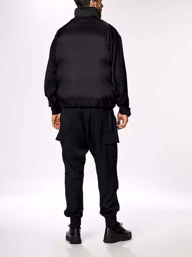 Y-3 | Chaleco acolchado de plumón | Negro