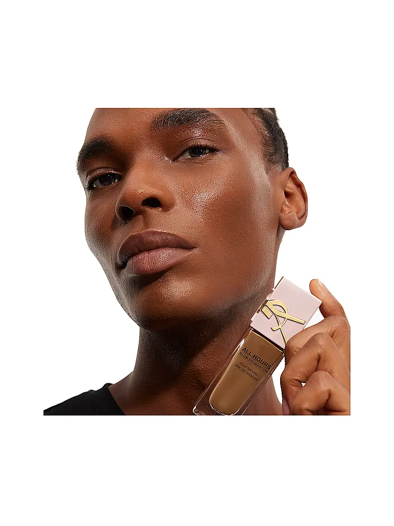YVES SAINT LAURENT | Base de maquillaje All Hours Glow DN5 | Camel