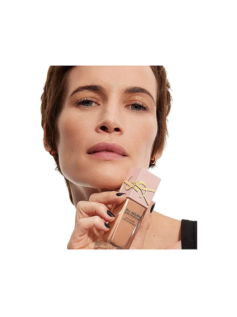 YVES SAINT LAURENT | Base de Maquillaje All Hours Glow LC6 | Camel