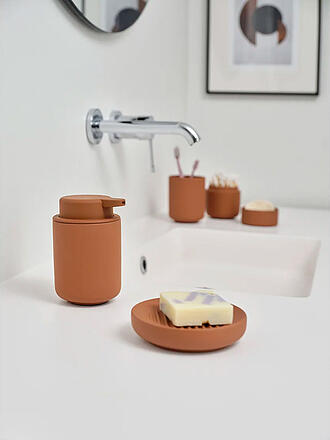 ZONE DENMARK | Dispensador de jabón UME 8,3x12,8cm Terracotter