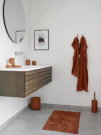 ZONE DENMARK | Cepillo de inodoro UME 10x38,7cm Terracota